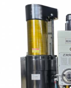 RealRez  Z3050x16/1 
  Колонна  
 Поверхность колонны обеспечивает легкий, свободный и точный ход 
