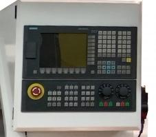 Realrez CK 6150 
  Встроенное ЧПУ  
 Наличие обеспечивает более точную настройку параметров для качественной обработки деталей в автоматическом и полуавтоматическом режимах  
