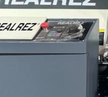 RealRez  GZ4250/60 
  Удобное управление  
 Основные элементы управления вынесены на отдельную панель, что обеспечивает максимальный контроль  

