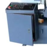 REALREZ GB4235X 
  Ящик для набора инструментов  
 Встроенный в станок ящик для инструментов облегчит работу и избавит от необходимости искать нужные предметы в процессе выполнения задачи  
