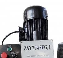 REALREZ ZX7045 
  Мощный двигатель  
 Станок оснащен надежным мощным двигателем, гарантирующим длительную бесперебойную работу  
