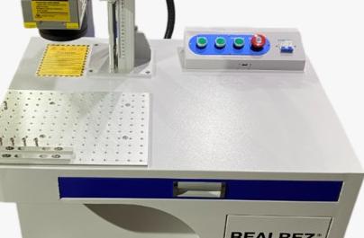 RealRez  MK-50M 
  Специальный стол  
 Позволяет легко размещать и перемещать станок в производственном помещении  Конфигурация со столом может использоваться как полноценное, независимое рабочее место  
