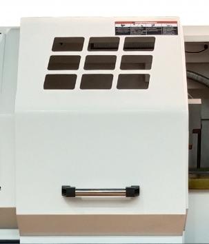 Realrez CK 6150 
  Защитный кожух  
 Зона обработки оснащена защитными кожухами 
