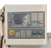 Realrez CK 6150 
  Встроенное ЧПУ  
 Наличие обеспечивает более точную настройку параметров для качественной обработки деталей в автоматическом и полуавтоматическом режимах  
