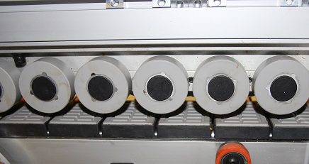 Filato FL 4000-2 PRO  Конвейер  Долговечный и надежная конструкция конвейераТочное перемещение башмаков осуществляется за счет цилиндрической направляющей прошедшую специальную термообработку с помощью цепи Износостойкие башмаки в сочетании с рези...