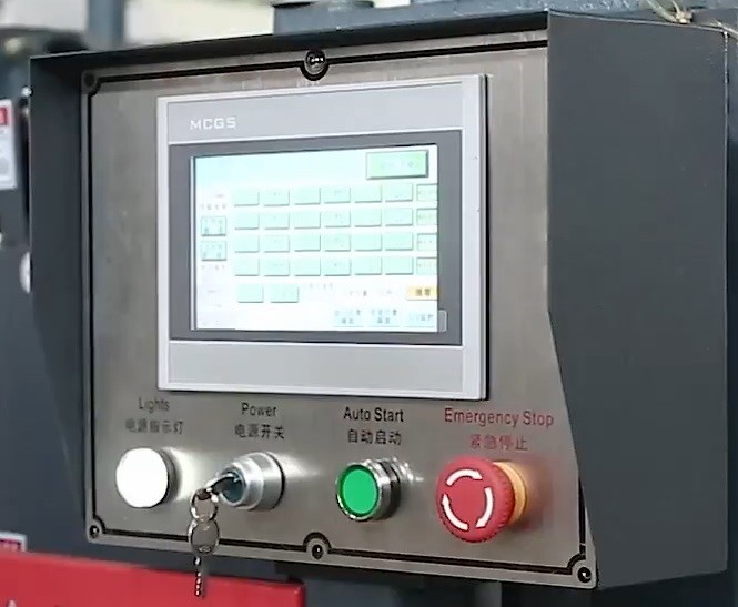 EcoWood LH400-1  Управление  Интуитивно понятный пульт позвлоляет управлять всеми узлами и режимами c одной панели  Удобный сенсорный экран 