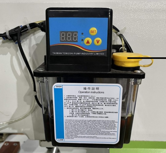EcoWood M800-2 M800-2  Централизированная смазка  Станок оснащен централизованной системой смазки направляющих и других элементов станка 