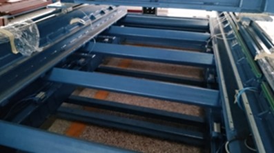 YAWEI SMD HLF 3015  Конструкция стола и портала 