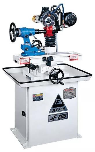 Beaver 150-3 Speed  Заточное оборудование  JEFFER-200 Станок предназначен для заточки режущего инструмента: Насадных фрез, ножевых барабанов, дисковых пил, концевых фрез (хвостовых фрез и сверл), ножей и фрез для сращивания  Описание Jeffer-200