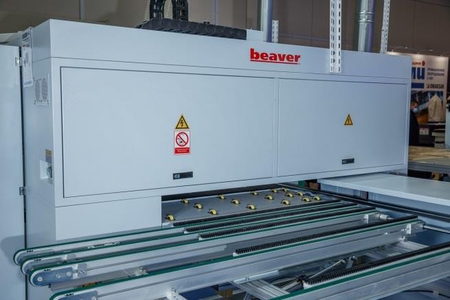 Excitech DRILLING CELL 2 IN 1  Шкаф управления  Шкаф управления - самый основной элемент станка и от его надежности зависит дальнейшая стабильная работа станка  Шкаф управления станком оснащен комплектующими ведущих мировых производителей (Delta, ...