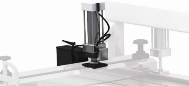 Filato EXPERT 3200 Max  Пневматический прижим  Пневматический прижим для фиксации негабаритных заготовок  Срабатывает по щелчку тумблера и фиксирует заготовку автоматически, без предварительной настройки на толщину детали 