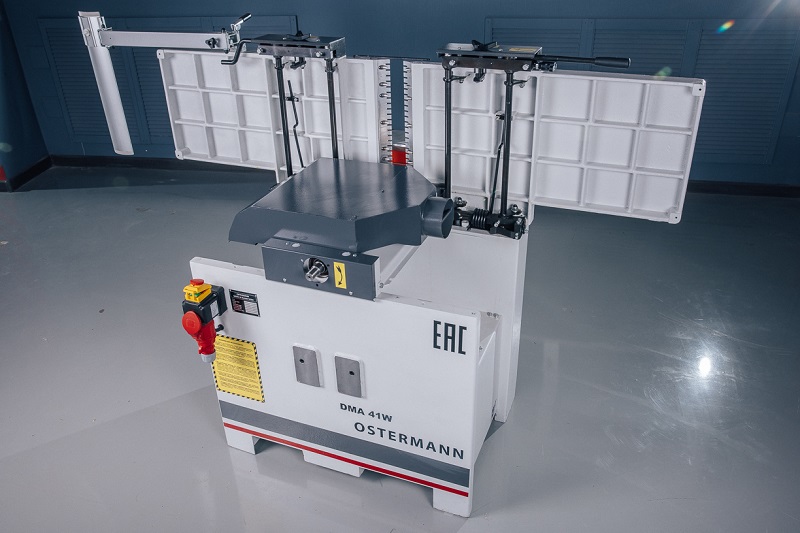 OSTERMANN FS 41N  Вертикальный подъем столов  Удобное и быстрое поднятие столов трансформирует станок из фуговального в рейсмусовый  Вертикальный подъем 2-х столов гарантирует точность размеров при многократной переналадке станка 
