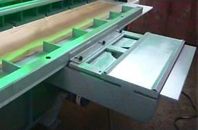 EcoWood InterCut 3200A  Система подачи  Параллельный упор перемещается по закаленным направляющим  Позиционирование осуществляется c помощью счетчика с цифровой индикацией 