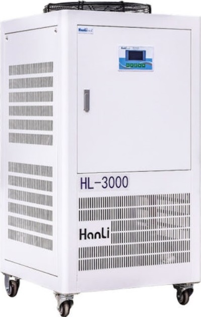 IRONMAC 3015E-EP 12000W  Чиллер охлаждения Tongfei / Hanli (Китай)  Предназначен для охлаждения лазерной головы  Основан на принципе работы: циркуляция хладагента в замкнутом контуре между головой и чиллером 