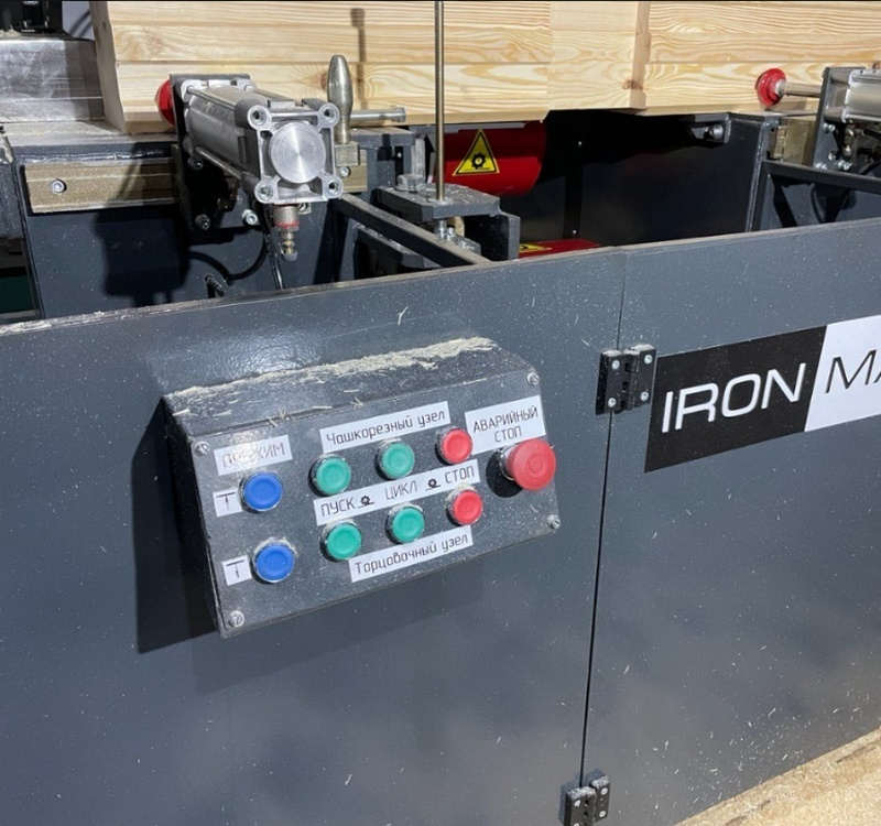 IRONMAC BLOX 4x4-200  Пульт управления 