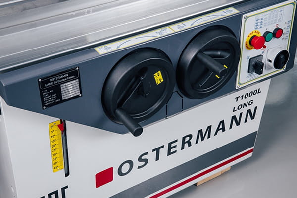 OSTERMANN  Панель управления  Удобная и информативная с отображением: