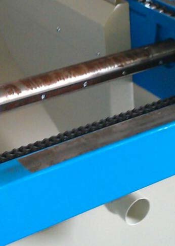 Walter FDR 2/350  Удаление опилок  Каждый пильный узел оснащен кожухом для подключения системы аспирации 