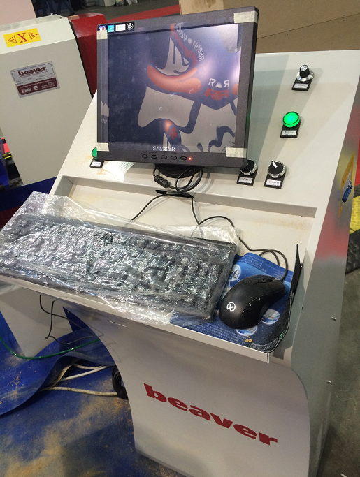 Beaver 15D4  Стойка управления 