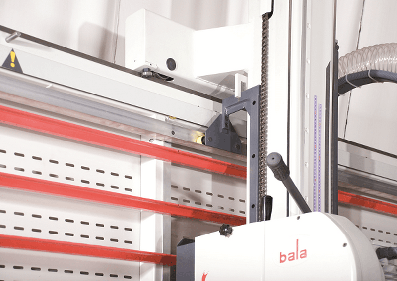 Bala Makina CPME 2B 20x40  Высокая точность раскроя  Жесткая конструкция и усиленные направляющие позволяют выдерживать точность 0,1 мм на 1 м реза (соответствует европейскому стандарту DIN 875/1) 