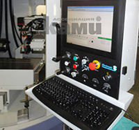 UT.MA P 20 CNC  Пульт управления  Вводятся профиль ножа и параметры инструмента – Ø, количество зубьев, углы, длина (высота) и т  п  Также задаются параметры заточки – скорость, съем и т  п  Количество зубьев в момент заточки отображается на диспл...