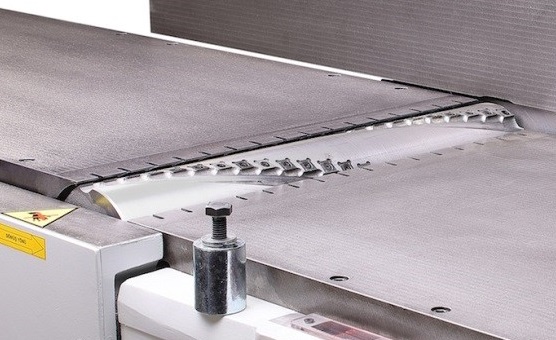 ALBA SF 600 DIGIT  Спиральный ножевой вал  Ножевые пластины расположены по спирали  Это обеспечивает плавный вход ножей в заготовку и исключает ее подрывы, что повышает качество обработанной поверхности 