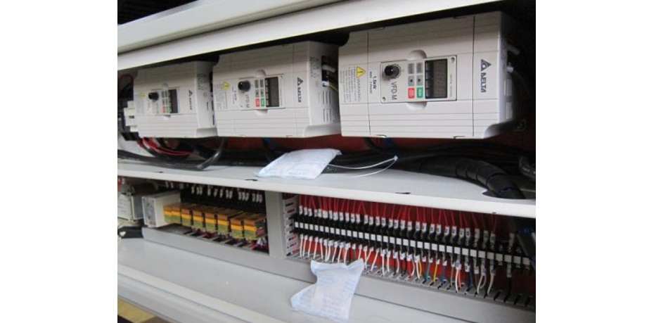LIGA GB-625-R3-80S  ЭЛЕКТРОШКАФ          Интегрированный в станину            Электрокомпоненты станка выполнены по стандартам СЕ        