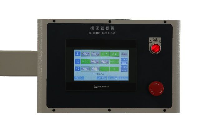 KDT KS-132K  СИСТЕМА УПРАВЛЕНИЯ (TouchScreen)     Система управления с сенсорным экраном (TouchScreen) обеспечивает максимальное удобство работы на станке   		     Управление параллельным упором (настройка ширина раскроя) также осуществляется с пу...