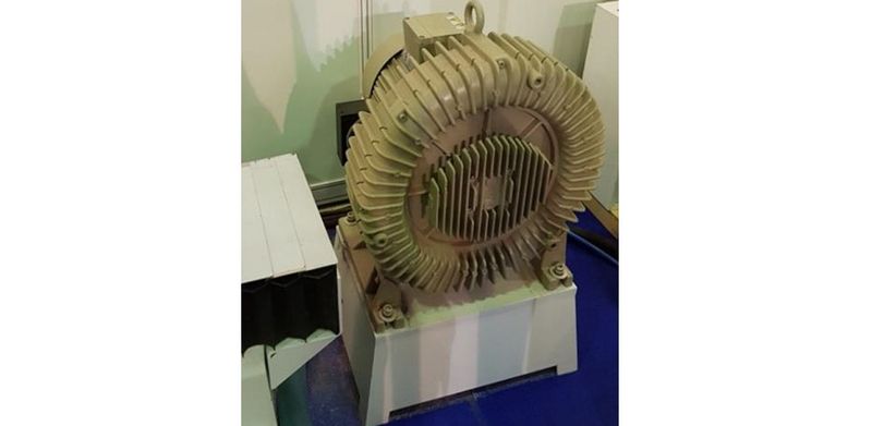 Yuetong MJK6424C  ВАКУУМНЫЙ НАСОС     Вакуумный насос в комплекте   		      Мощность 5,5 кВт, КПД 88,6%   		 