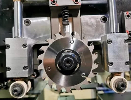 KDT KD-612KHS  ПАЗОВАЛЬНЫЙ УЗЕЛ     Пазовальный узел ф120*20*4 мм  		 