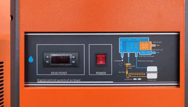 MCDR 5.5-10-350 INVERTER 
 Электронный контроллер выводит все необходимые параметры осушителя на дисплей  
