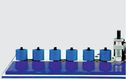 DELTAMACHINERY DM-109 PUR/EVA 
 ПРЕСС-ГРУППА 
 Пресс-группа с основным и шестью допрессовочными роликами  
