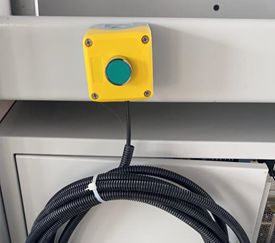 EcoWood PushCut  Кнопка запуска станка в работу  Подвижная магнитная кнопка запуска  Обеспечивает оперативный запуск станка в работу 