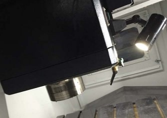 SPITZEN SMG-25  Рабочее LED освещение  Рабочее LED освещение установлено на корпусе шпинделя 