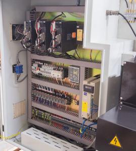 Stalex WFM 750 Servo 
  Электрика  
 Электрокомпоненты Schneider electric 
