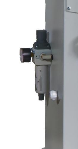 WoodTec-DR Усозарезной станок укомплектован узлом подготовки сжатого воздуха с регулятором давления 