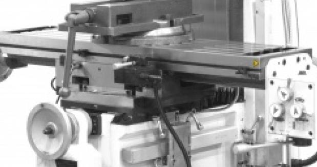 Stalex MUF60 DRO 
  Точное позиционирование заготовки  
 Крестообразный стол с направляющими типа 