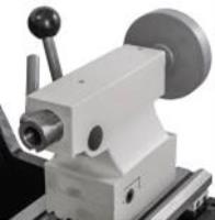 JET BD-10DMA  Задняя бабка  Задняя бабка массивна и оснащена рукояткой фиксации к станине и рукояткой фиксации пиноли  Для точения длинных конусов бабку можно сметить влево или вправо на +/- 10 мм   