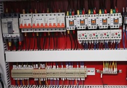 HOLD HB611GXKH6F  Автоматическая система смазки 
 Регулируемая автоматическая смазка продлевает срок службы оборудования  
