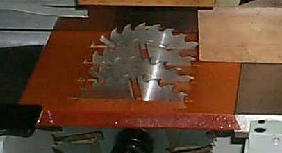Beaver 640 Heavy 
  Пильный узел  
 Возможность установки дисковых пил на последний нижний шпиндель диаметром 300 мм  
