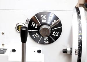 Metal Master MF-45A 
 Привод главного двигателя станка реализует вращение шпинделя в 6 диапазонах скоростей от 80 до 1250 об/мин 
