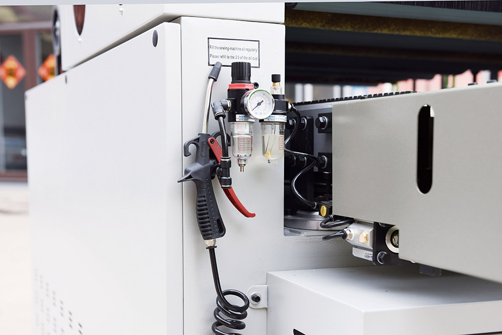 EcoWood WSM 1000  Система подготовки сжатого воздуха  Повышает качество воздуха поступающего в пневмосистему станка 