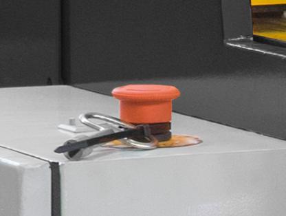 Stalex Q11-3х2050 
  Стоп  
 Кнопка экстренной остановки поможет быстро прекратить работу в случае необходимости  
